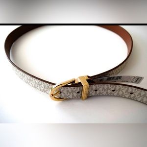 Michael Kors Belt (medium)